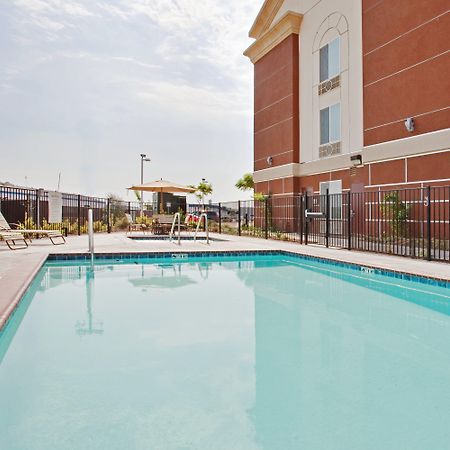 Holiday Inn Express & Suites Dinuba West By Ihg Экстерьер фото